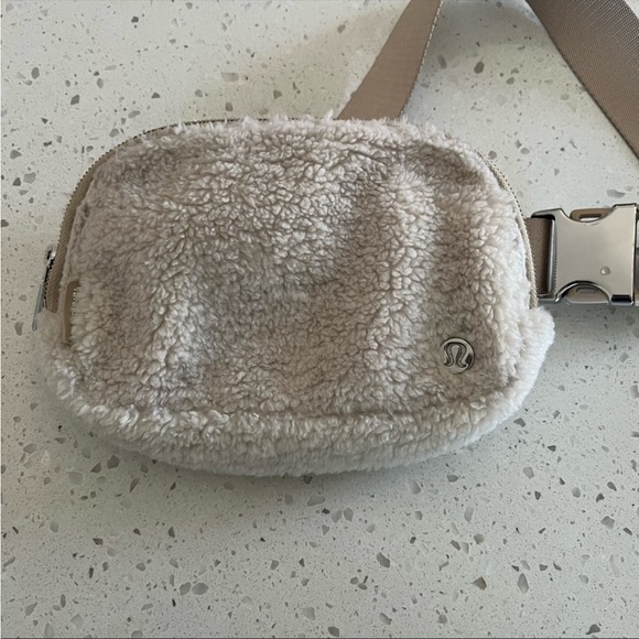 lululemon athletica Bags Lululemon Sherpa Crossbody Poshmark